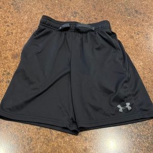 Under Armour shorts youth small